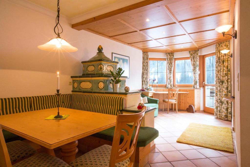 Fliana Arlberg Studios St Anton am Arlberg Værelse billede